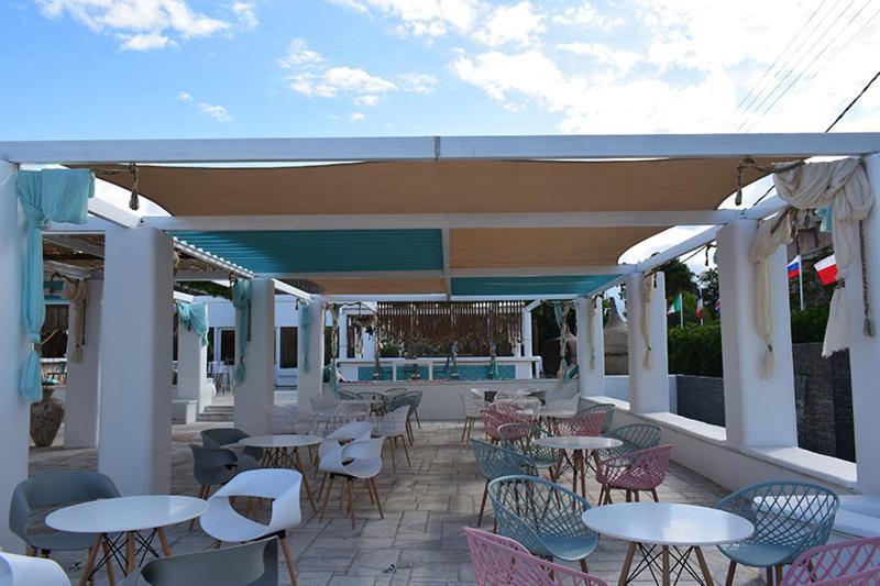 Marzi Beach And Bungalows Hotel Kokkónion Eksteriør billede