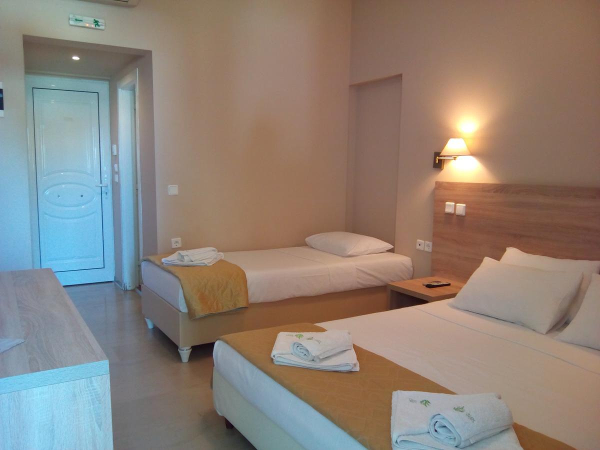 Marzi Beach And Bungalows Hotel Kokkónion Eksteriør billede
